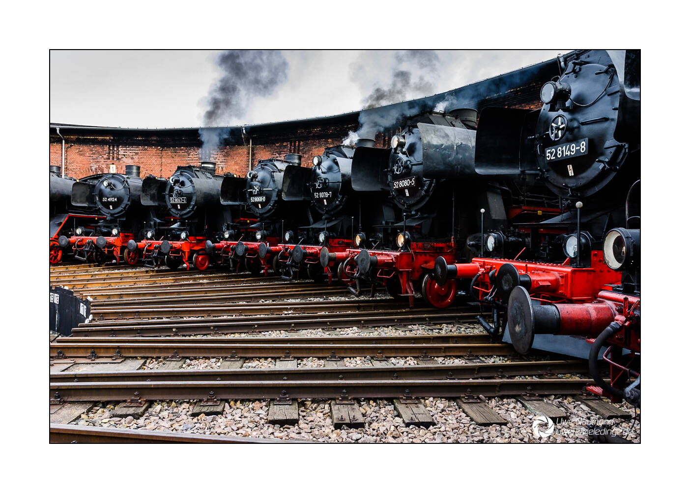 Six Steel Sisters, 6x BR 52 Steam Locomotive